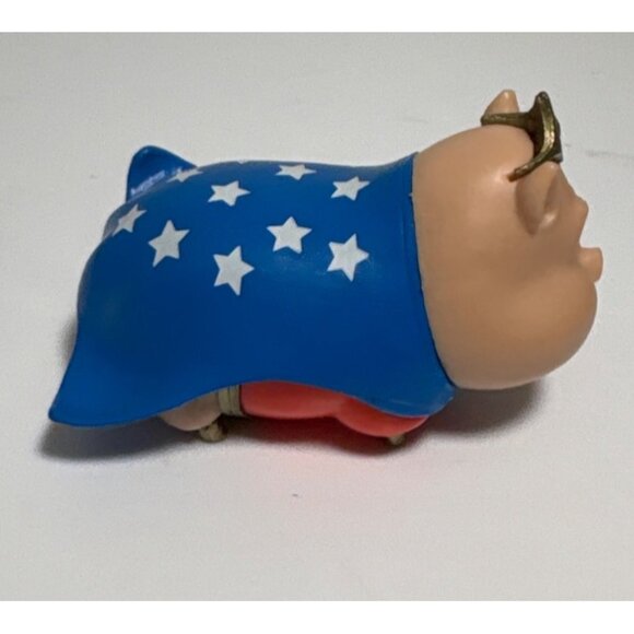 Wonder Woman Super Pets Pig Figurine Collectible Gold Tierra DC & WBEL - Picture 3 of 7